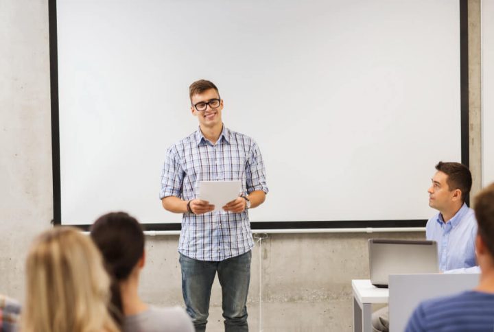 Consejos que de verdad funcionan para afrontar con calma un examen oral.
